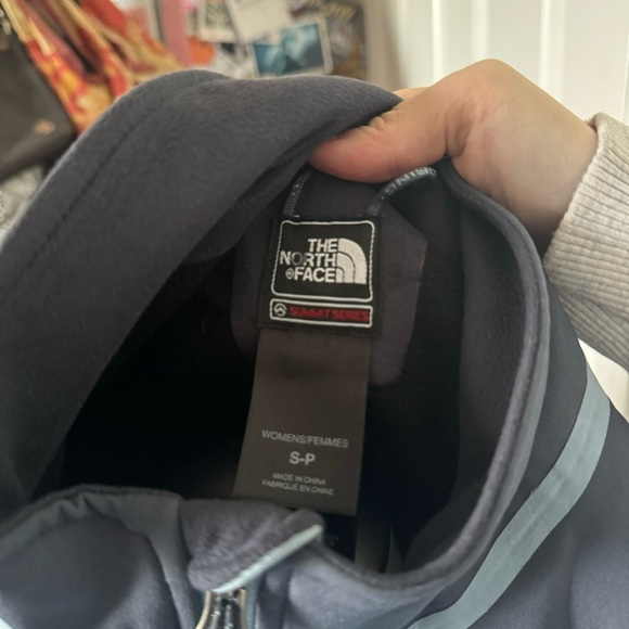 NWOT North Face Blue Jacket Summit Series Small - Picture 6 of 6